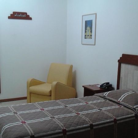 Collins Trade Hotel Porto Alegre Esterno foto