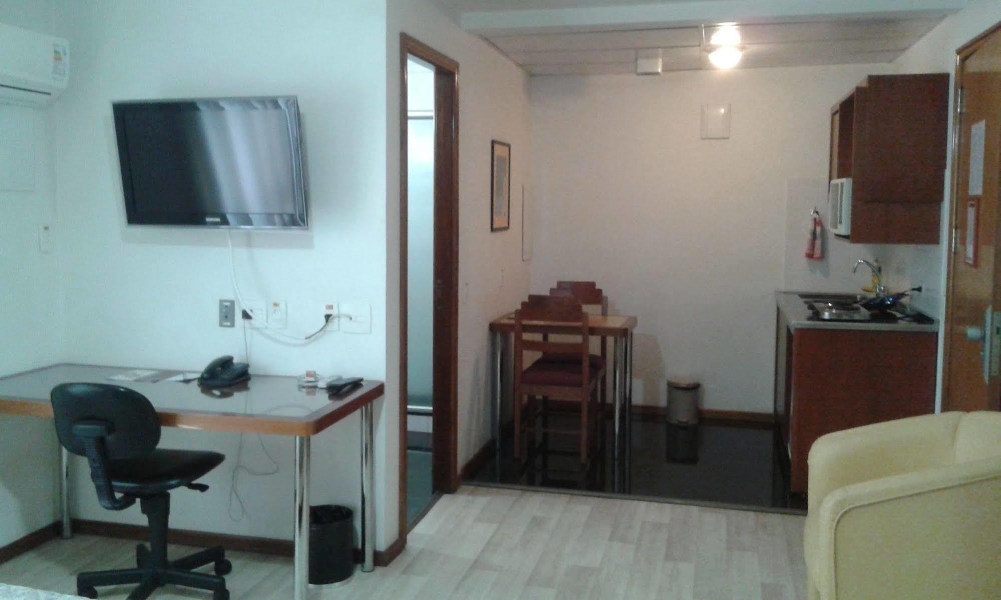 Collins Trade Hotel Porto Alegre Esterno foto